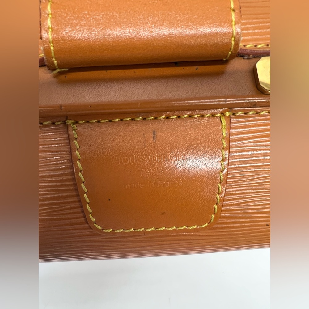 Louis Vuitton Briefcase - Picture 7 of 11